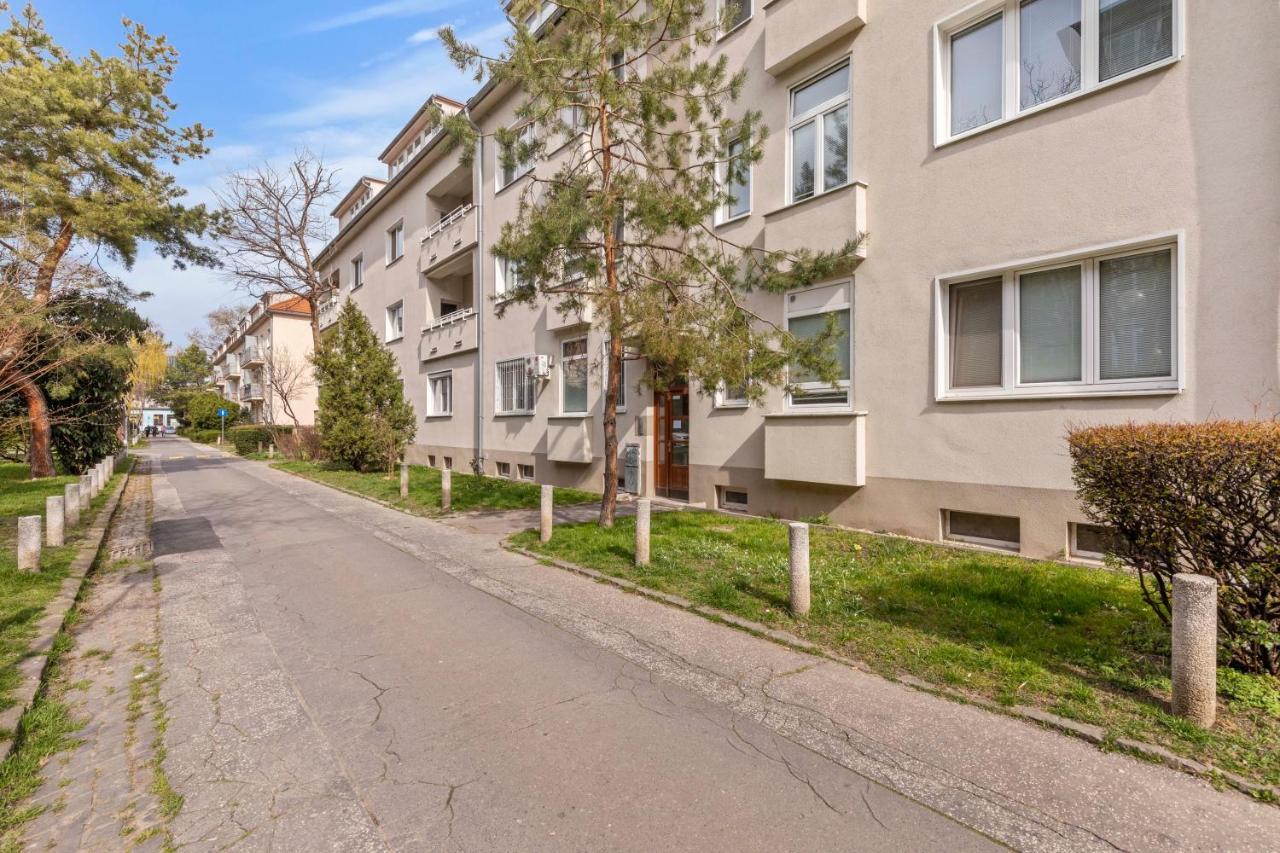 Cosy Studio 10 Min Center Братислава Экстерьер фото